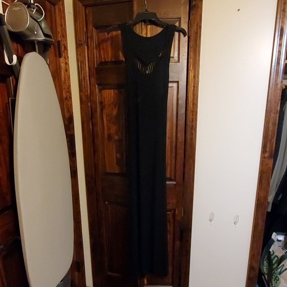 Long black dress with key hole back
